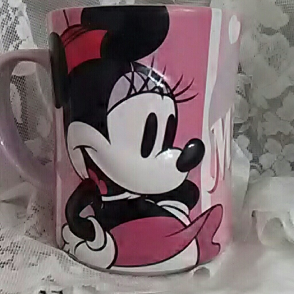 MINNIE  MUG - Picture 2 of 3